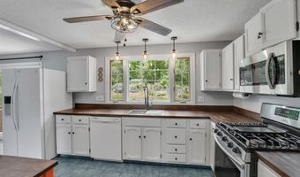 445 Windham Ave, Colchester, CT 06415