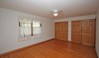 2405 E Miner St, Arlington Heights, IL 60004