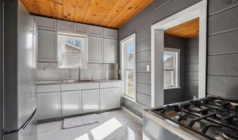 1010 8th Ave NE, Austin, MN 55912