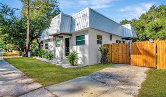 610 WOODLAWN St, Clearwater, FL 33756