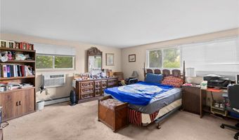 89 Devon Ln, Amherst, NY 14221
