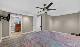8809 W Canterbury St, Boise, ID 83704