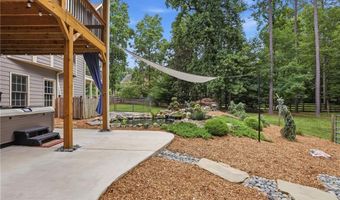127 Laurel Ridge Dr, Alpharetta, GA 30004