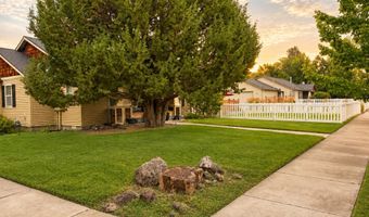 61367 Woodbury Ln, Bend, OR 97702
