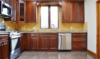 198-200 W 52ND St, Bayonne, NJ 07002