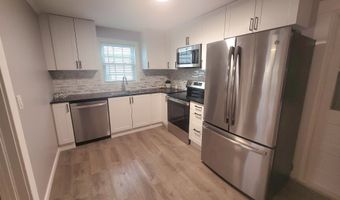 12 Division St A, Danbury, CT 06810