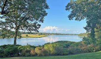 17 Pojac Point Rd, North Kingstown, RI 02852