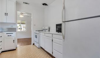 1124 S Hidalgo Ave, Alhambra, CA 91801