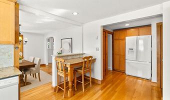 789 Concord Tpke, Arlington, MA 02476