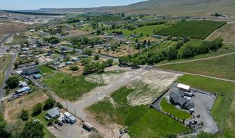 6616 E 2nd St, Benton City, WA 99320