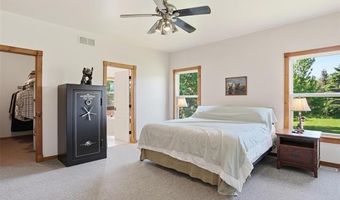 7271 Ray Rd, Argentine, MI 48473