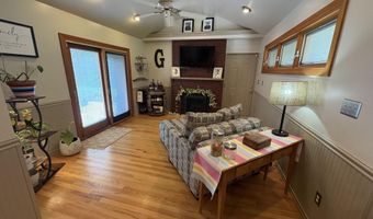 8908 Fox Ave, Allen Park, MI 48101