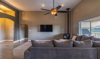 18 Road 2842, Aztec, NM 87410