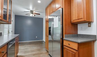 8207 CEDAR LANDING Ct, Alexandria, VA 22306