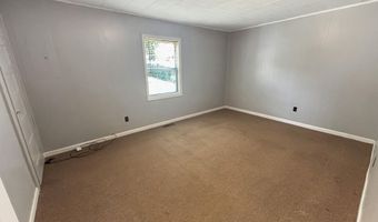 1037 Jones St, Athens, TN 37303
