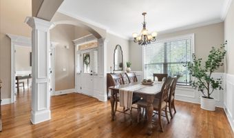 9937 Meadowstone Dr, Apison, TN 37302