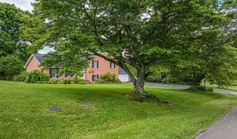 19464 Triple Crown Dr, Abingdon, VA 24211