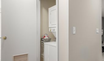 10- L AMBERSTONE Ct L, Annapolis, MD 21403