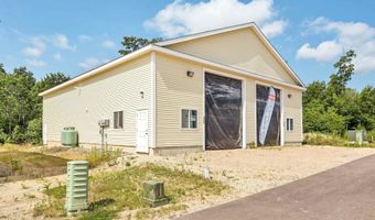 129 Isinglass Cir, Barrington, NH 03825