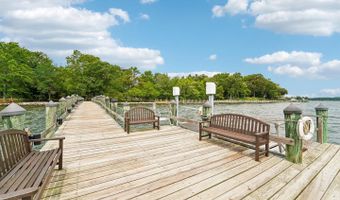 7101 BAY FRONT Dr #202, Annapolis, MD 21403