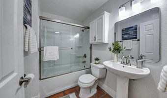 4777 Seminole Dr 118, San Diego, CA 92115