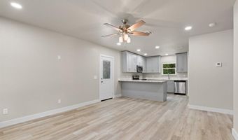 62 Live Oak St, Alvarado, TX 76009