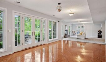 1511 Colleen Ave, Arden Hills, MN 55112