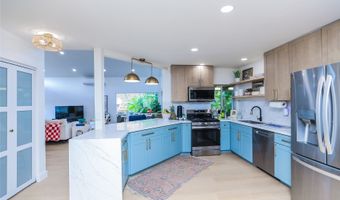 1614 Paukiki St, Kailua, HI 96734
