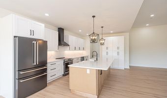 7 JOCKEY Ct, Berlin, MD 21811