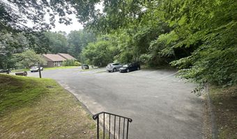 239 Old Farms Rd APT 18A, Avon, CT 06001