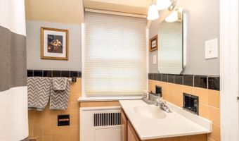 1431 WHEATSHEAF Ln, Abington, PA 19001