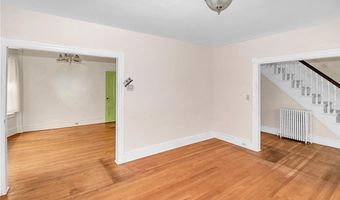 4 Atlantic St, Newport, RI 02840