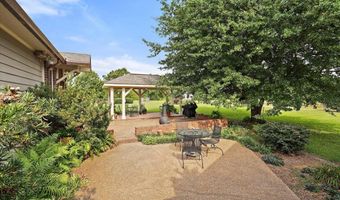 499 Breakwater Dr, Benton, MS 39039