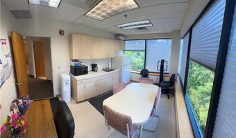 1611 Pond Rd 403, Allentown, PA 18104