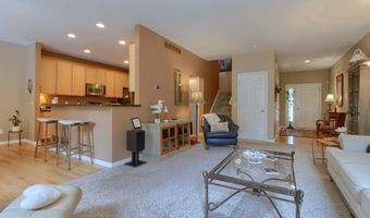 5565 Gallery Park Dr, Ann Arbor, MI 48103