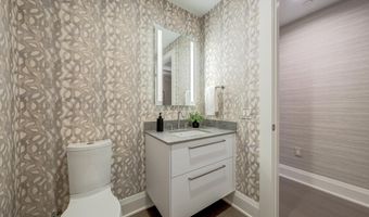 310 STRAND St 304, Alexandria, VA 22314