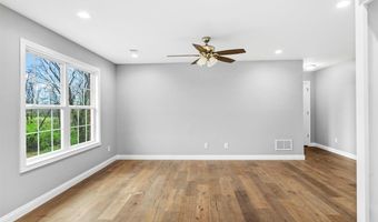 311 Oak Grove Dr, Bardstown, KY 40004