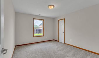 506 Santa Fe Ct, Baldwin City, KS 66006