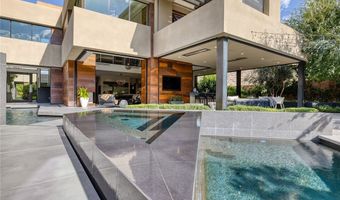 21 Drifting Shadow Way, Las Vegas, NV 89135