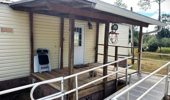 493 Mcduff Dr, Alford, FL 32420