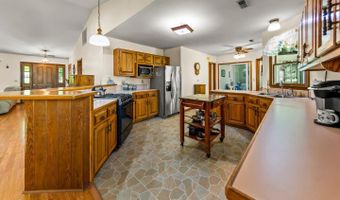 519 Country Club Dr W, Arapahoe, NC 28510