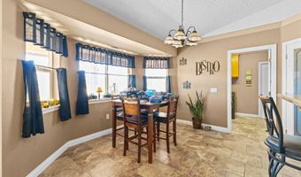 21130 Pine Ridge Ave, Apple Valley, CA 92307