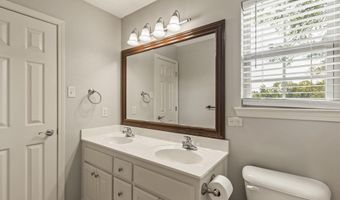 137 Weathering Dr Dr, Austin, AR 72007