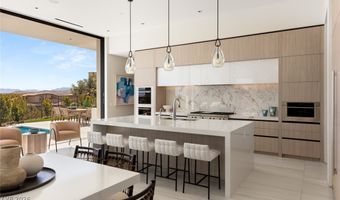 81 Hawk Ridge Dr, Las Vegas, NV 89135
