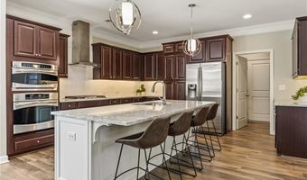 1695 Peyton Farm Dr, Alpharetta, GA 30004