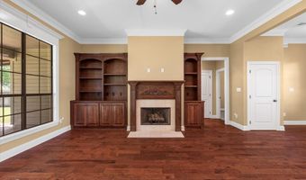 4406 Ellis Ct, Benton, LA 71006