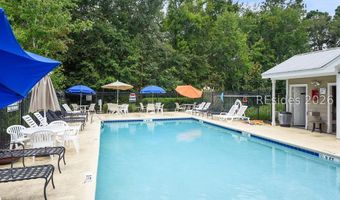 8 Winterberry Ln, Bluffton, SC 29910
