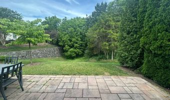 44322 MCHENRY Sq, Ashburn, VA 20147