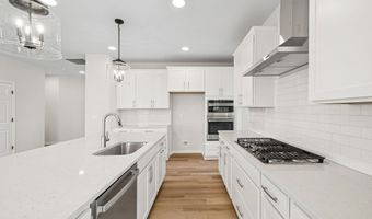 3714 Hayden Valley Dr, Bargersville, IN 46106