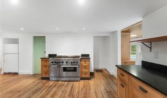 201 Plainfield Pike, Foster, RI 02825